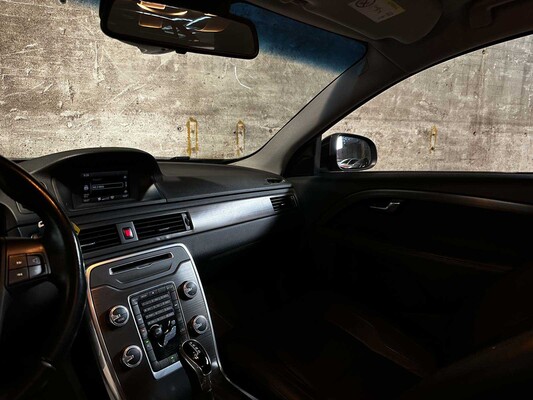 Volvo V70 2.0 T5 Summum 241pk 2017, Z-082-HJ