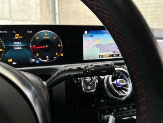 Mercedes-Benz A180 d Launch Edition Premium Plus 116pk 2019 A-Klasse, X-668-XH