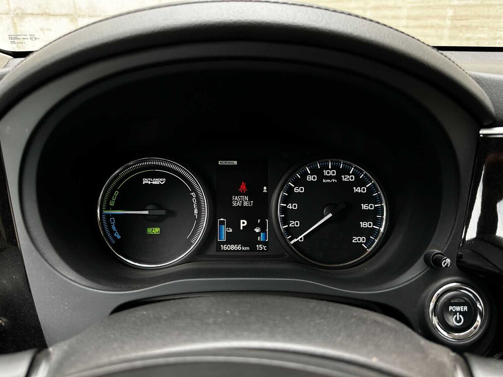 Mitsubishi Outlander 2.0 PHEV Instyle CWO GGP21 203pk 2015 (Origineel-NL) Plug-In Hybrid, HG-301-Z