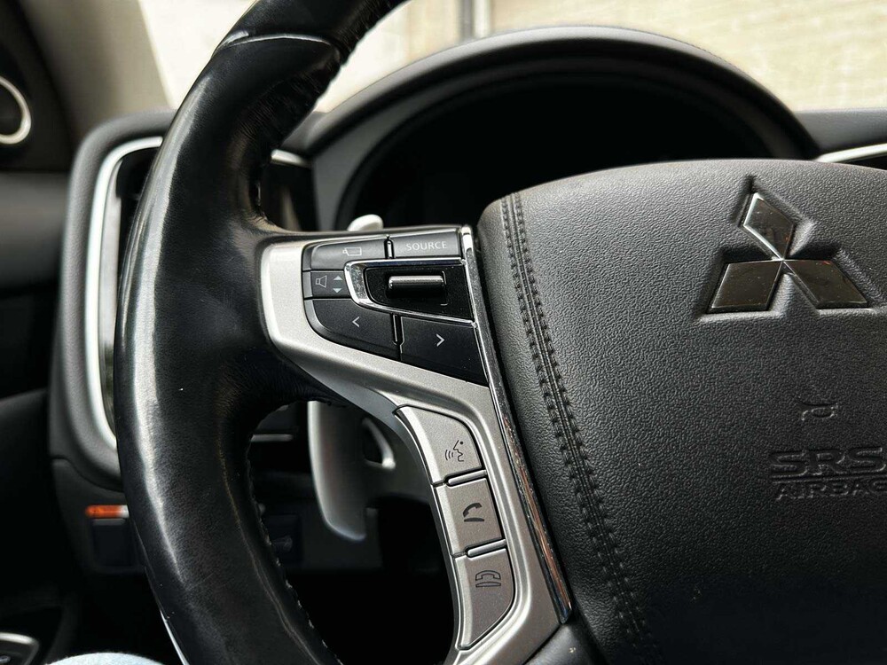 Mitsubishi Outlander 2.0 PHEV Instyle CWO GGP21 203pk 2015 (Origineel-NL) Plug-In Hybrid, HG-301-Z