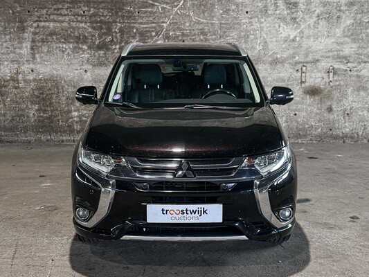 Mitsubishi Outlander 2.0 PHEV Instyle CWO GGP21 203pk 2015 (Origineel-NL) Plug-In Hybrid, HG-301-Z