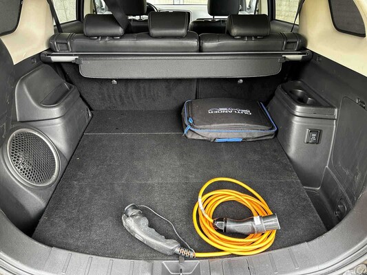 Mitsubishi Outlander 2.0 PHEV Instyle CWO GGP21 203pk 2015 (Origineel-NL) Plug-In Hybrid, HG-301-Z