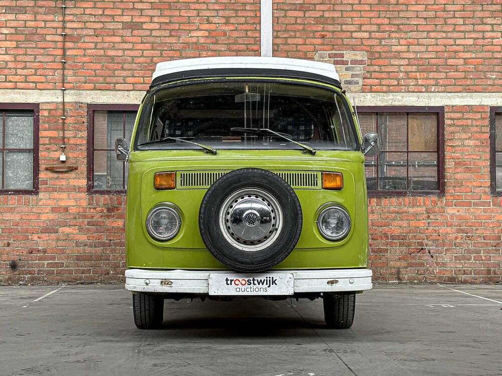 Volkswagen 23 Kampeerauto 1977, 00-SL-64 Camper