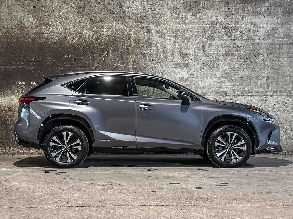 Lexus NX 300h Executive Line 2.5 AWD 184pk 2021 Plug-In Hybrid, KGK-71-F