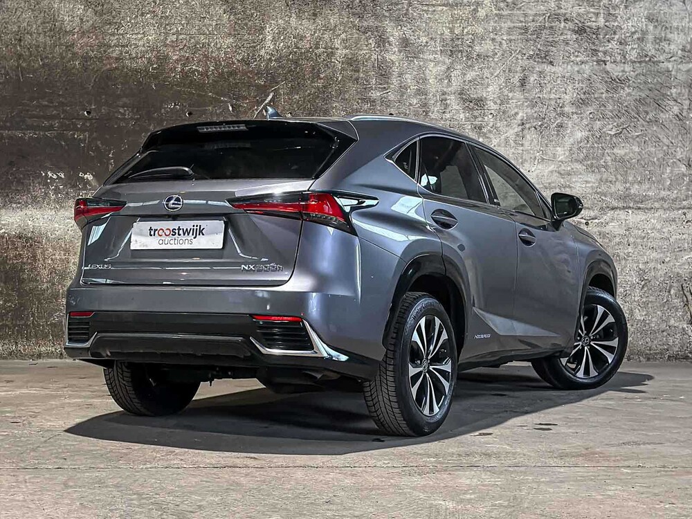 Lexus NX 300h Executive Line 2.5 AWD 184pk 2021 Plug-In Hybrid, KGK-71-F