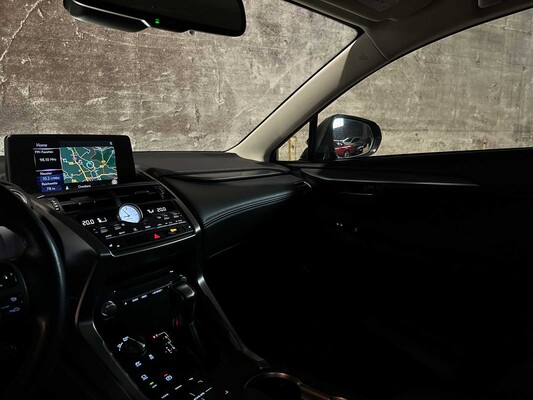 Lexus NX 300h Executive Line 2.5 AWD 184pk 2021 Plug-In Hybrid, KGK-71-F