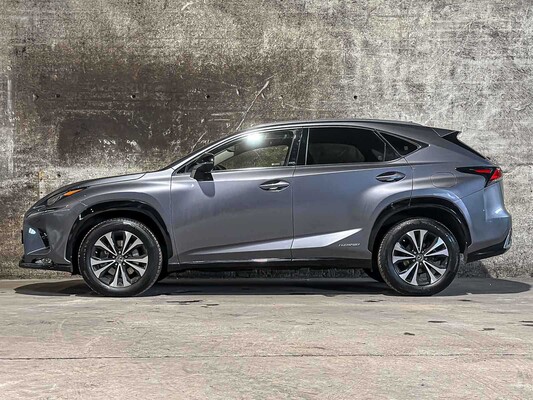 Lexus NX 300h Executive Line 2.5 AWD 184pk 2021 Plug-In Hybrid, KGK-71-F