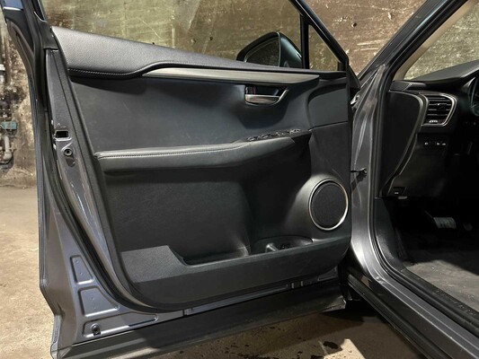 Lexus NX 300h Executive Line 2.5 AWD 184pk 2021 Plug-In Hybrid, KGK-71-F
