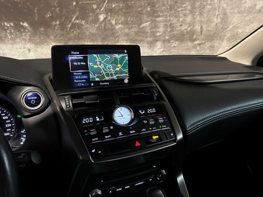 Lexus NX 300h Executive Line 2.5 AWD 184pk 2021 Plug-In Hybrid, KGK-71-F