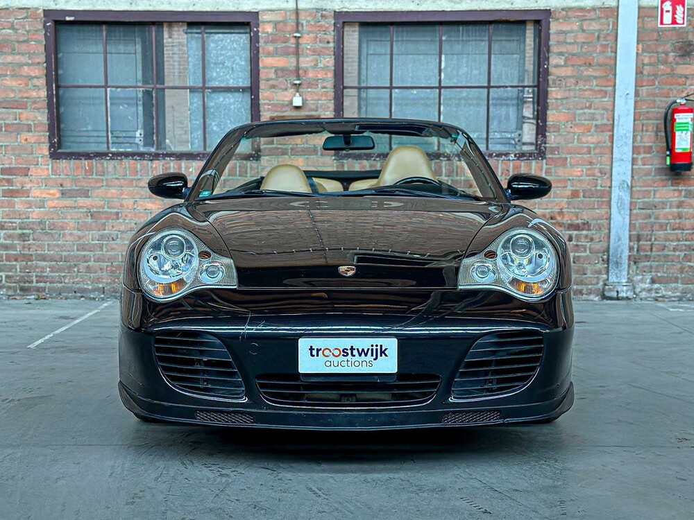 Porsche 911 Carrera Cabriolet 3.6 996 320pk 2004 HANDGESCHAKELD -Youngtimer-
