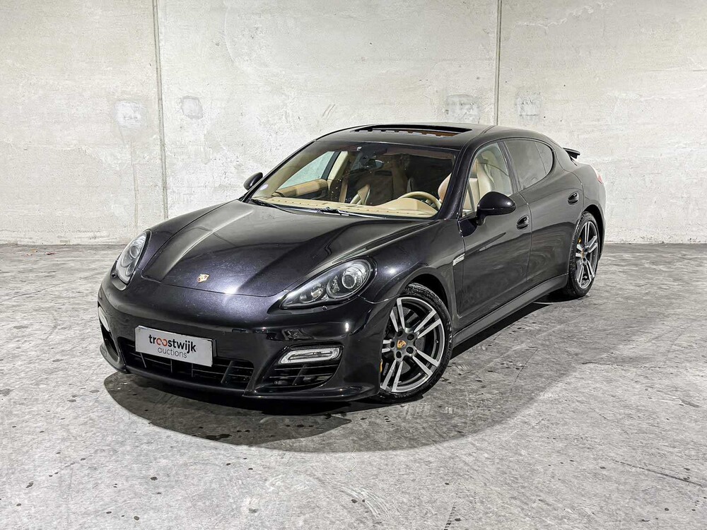 Porsche Panamera GTS 4.8 V8 430pk 2012 Sport-Chrono