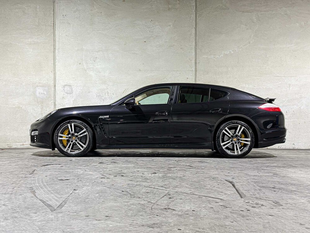 Porsche Panamera GTS 4.8 V8 430pk 2012 Sport-Chrono