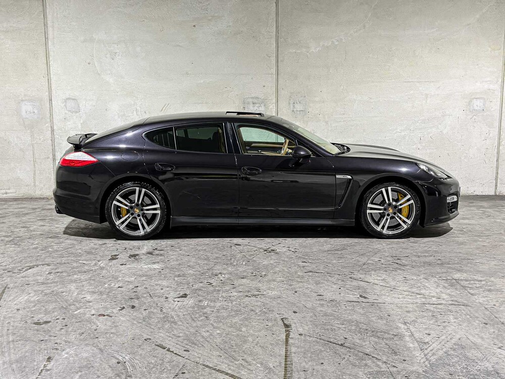 Porsche Panamera GTS 4.8 V8 430pk 2012 Sport-Chrono