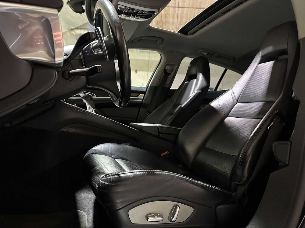 Porsche Panamera 3.6 V6 PDK 299pk 2011