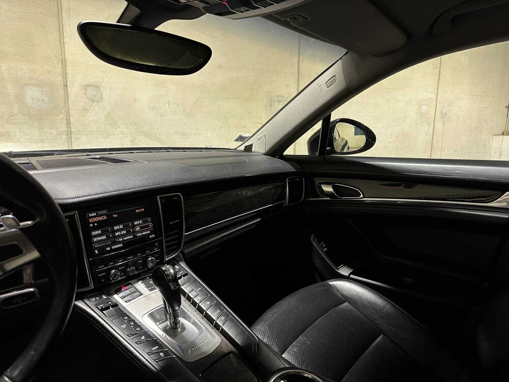 Porsche Panamera 3.6 V6 PDK 299pk 2011