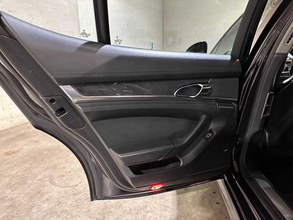 Porsche Panamera 3.6 V6 PDK 299pk 2011