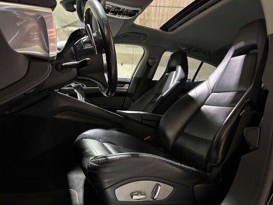 Porsche Panamera 3.6 V6 PDK 299pk 2011
