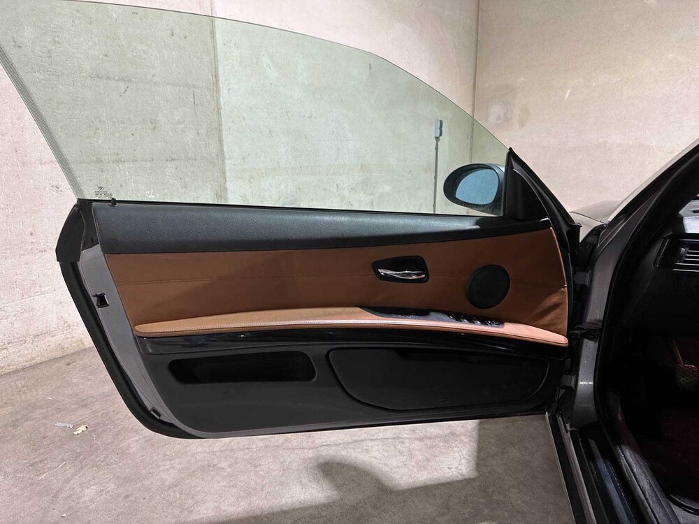 BMW 325i Cabrio 3.0 3-serie 218pk 2008 3-serie, 1-TRX-62
