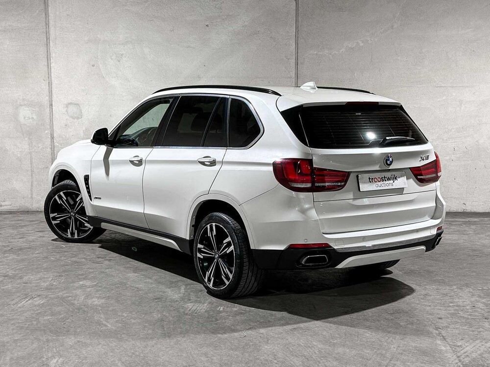 BMW X5 xDrive50i 4.4 V8 High Executive 449 PS 2014, J-094-RR