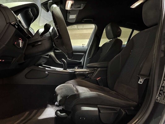 BMW M135i xDrive 320hp 2013 (Original-NL) 1-series F20, 9-KHH-43
