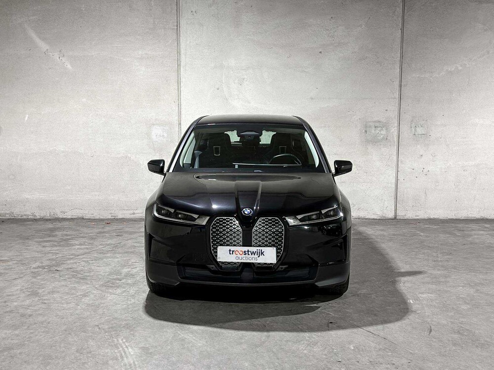 BMW iX xDrive40 Executive 77 kWh 326pk 2023 (Origineel-NL), T-756-HD