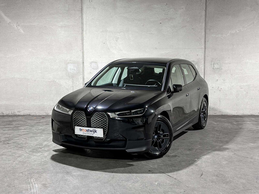 BMW iX xDrive40 Executive 77 kWh 326pk 2023 (Origineel-NL), T-756-HD