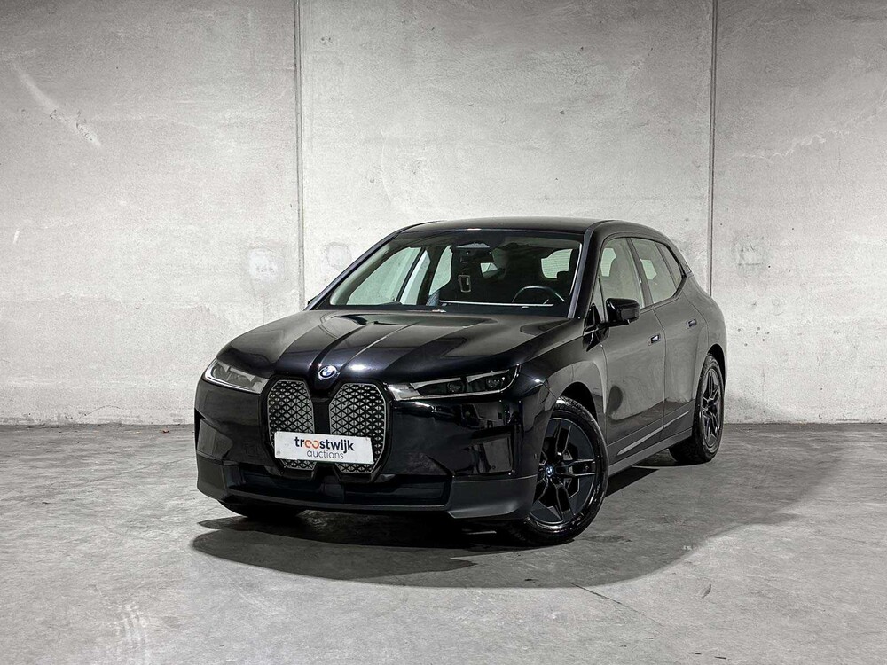 BMW iX xDrive40 Executive 77 kWh 326 PS 2023 (Original-NL), T-756-HD