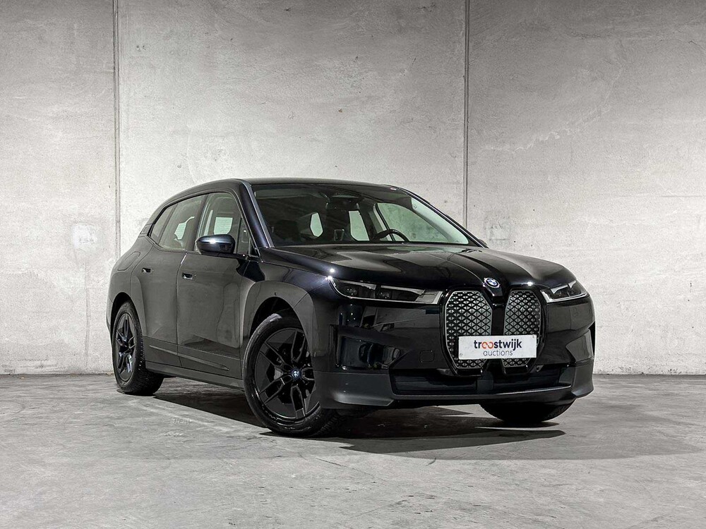 BMW iX xDrive40 Executive 77 kWh 326 PS 2023 (Original-NL), T-756-HD