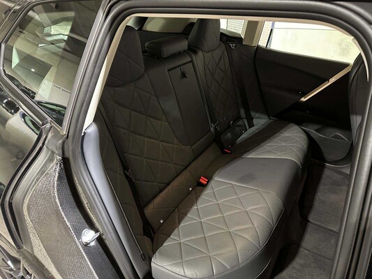 BMW iX xDrive40 Executive 77 kWh 326pk 2023 (Origineel-NL), T-756-HD