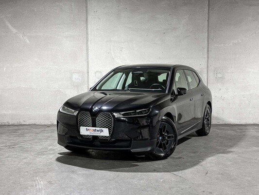 BMW iX xDrive40 Executive 77 kWh 326 PS 2023 (Original-NL), T-756-HD