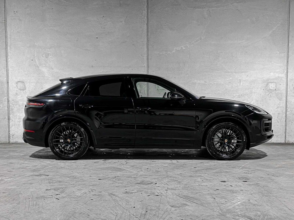 Porsche Cayenne Coupe Turbo 4,0 V8 549 PS 2019, J-757-HF