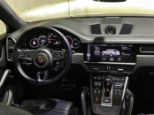Porsche Cayenne Coupe Turbo 4,0 V8 549 PS 2019, J-757-HF