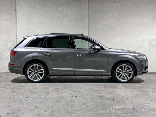 Audi Q7 3.0 TDI V6 e-tron Quattro Sport S-Line 258pk 2016 (Origineel-NL & 1e Eigenaar) Plug-In Hybrid, NB-194-Z (BTW AUTO)