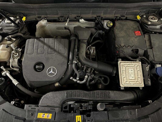 Mercedes-Benz GLB180 Business Solution 136hp 2021 (Origineel-NL + 1e Eigenaar) GLB-Klasse, L-079-FR