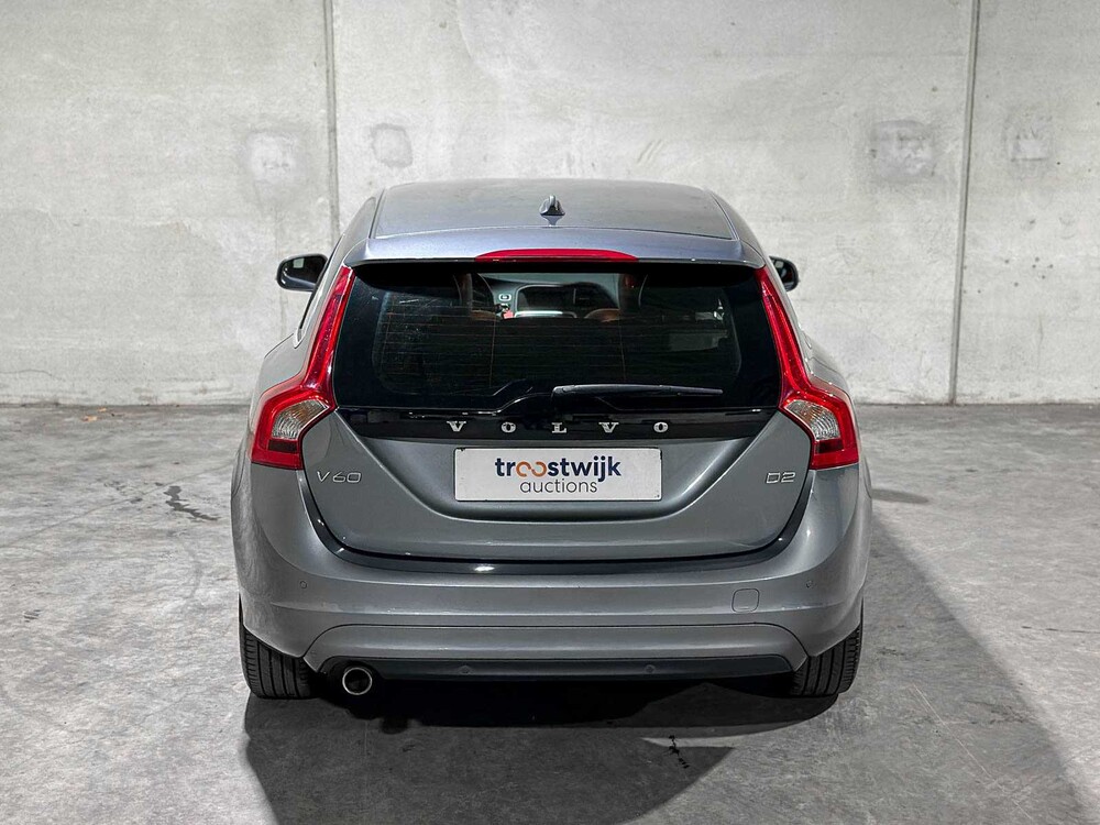 Volvo V60 2.0 D2 Nordic+ 120pk 2017 (Origineel-NL + 1e Eigenaar), PR-131-K