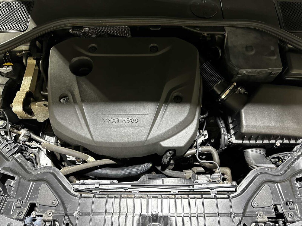 Volvo V60 2.0 D2 Nordic+ 120pk 2017 (Origineel-NL + 1e Eigenaar), PR-131-K