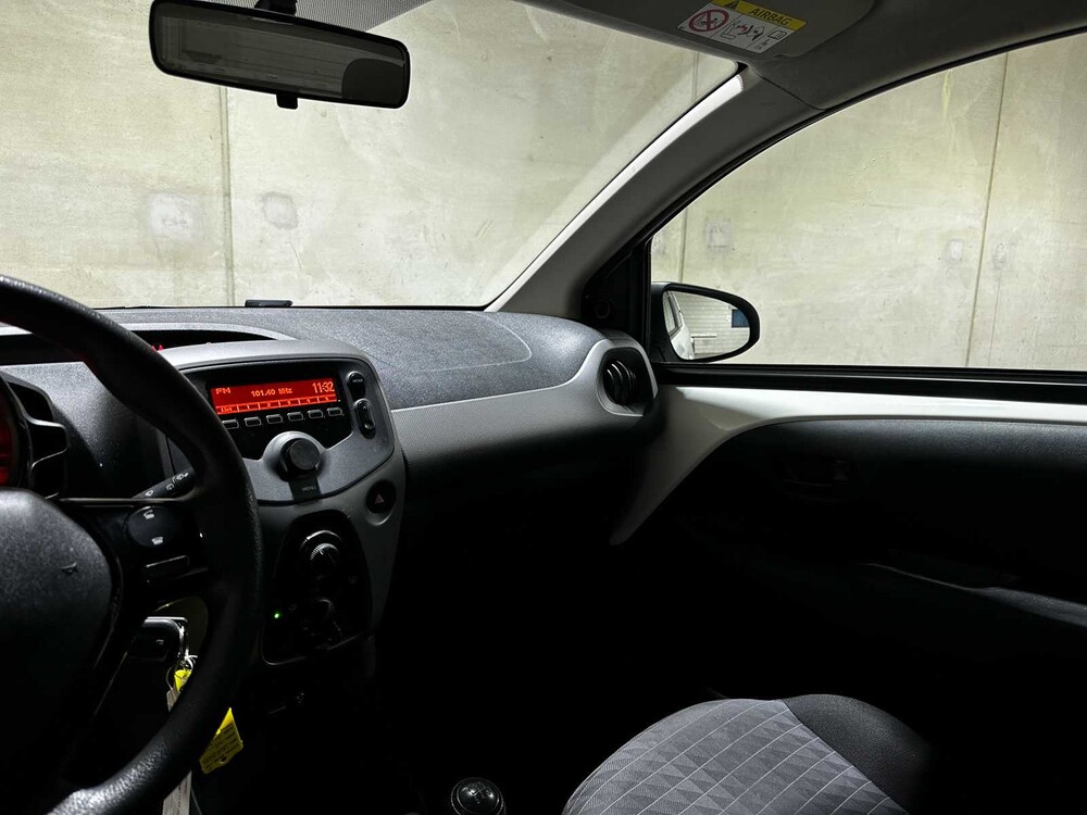 Peugeot 108 1.0 e-VTi Active 71pk 2021 (Origineel-NL+1e eigenaar), L-297-BB
