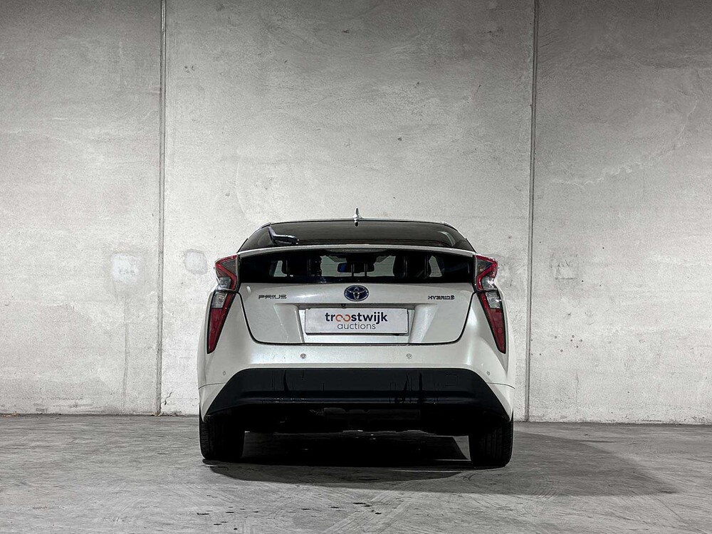 Toyota Prius 1.8 Dark Edition 98pk 2017, H-314-FX