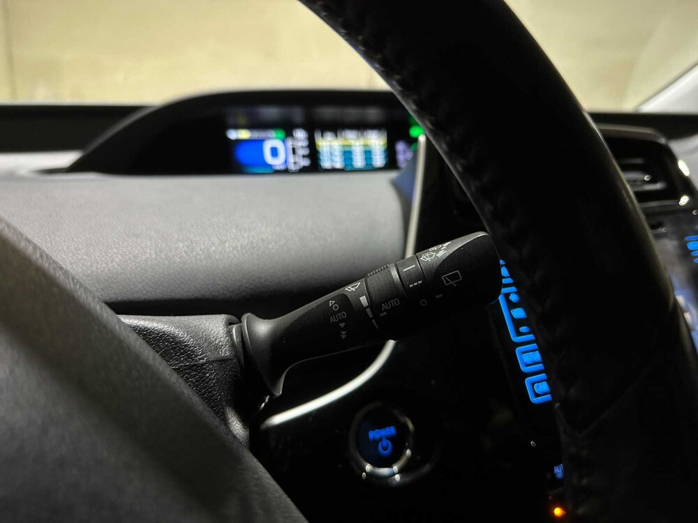 Toyota Prius 1.8 Dark Edition 98pk 2017, H-314-FX