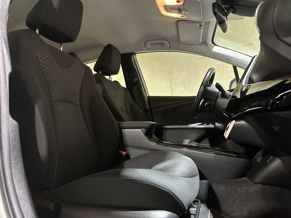 Toyota Prius 1.8 Dark Edition 98pk 2017, H-314-FX
