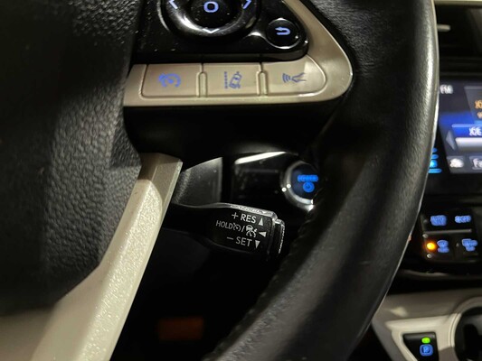 Toyota Prius 1.8 Dark Edition 98pk 2017, H-314-FX