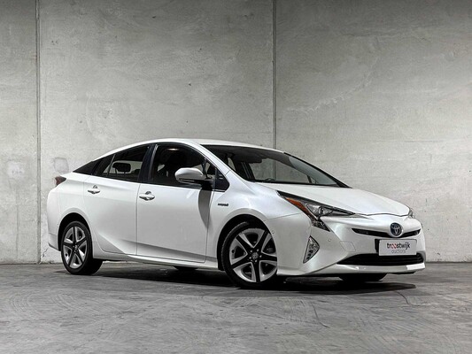 Toyota Prius 1.8 Dark Edition 98pk 2017, H-314-FX