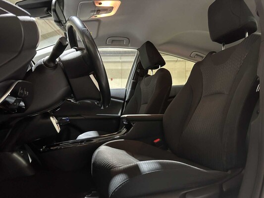 Toyota Prius 1.8 Dark Edition 98pk 2017, H-314-FX