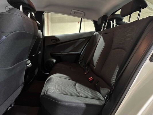 Toyota Prius 1.8 Dark Edition 98pk 2017, H-314-FX