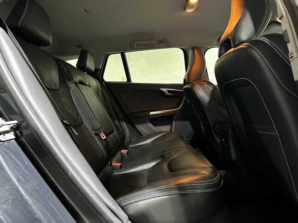 Volvo V60 1.6 T4 Summum 2014 ORG-NL, 6-TJB-81
