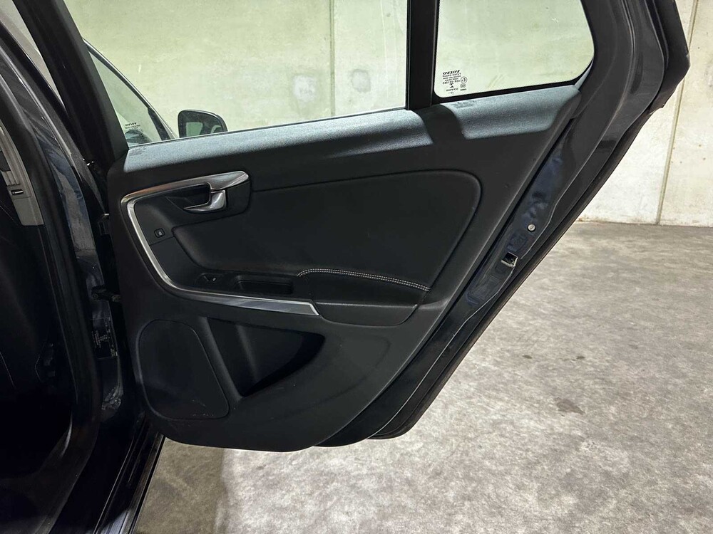 Volvo V60 1.6 T4 Summum 2014 ORG-NL, 6-TJB-81