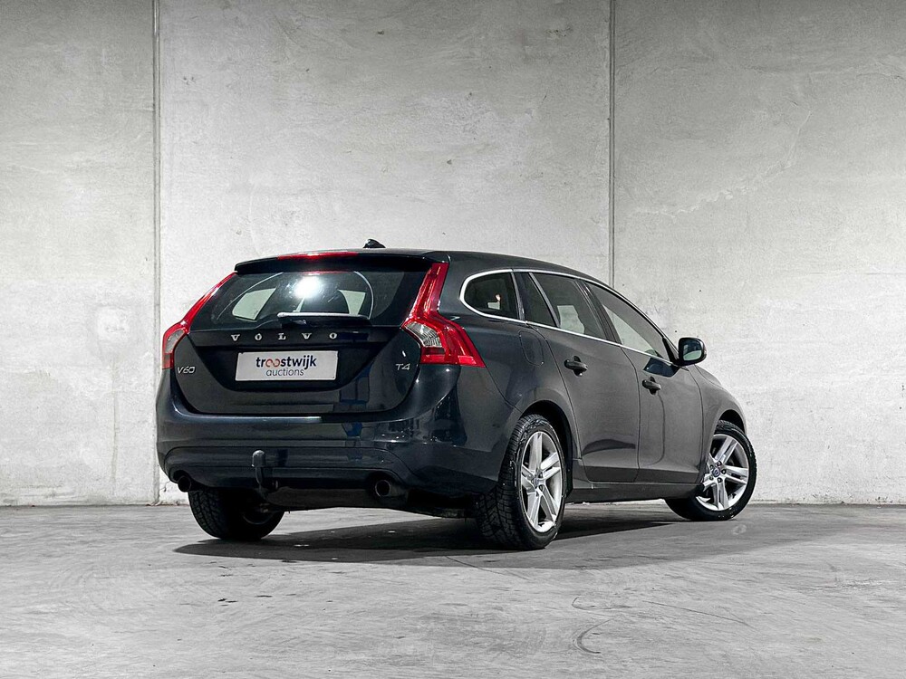 Volvo V60 1.6 T4 Summum 2014 ORG-NL, 6-TJB-81