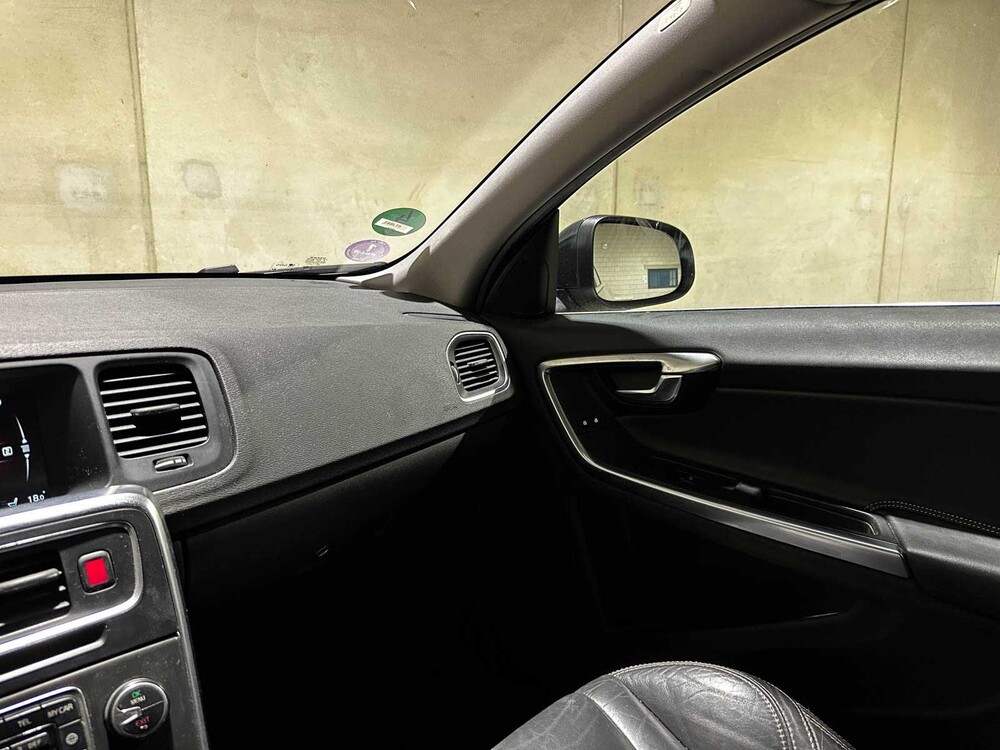 Volvo V60 1.6 T4 Summum 2014 ORG-NL, 6-TJB-81