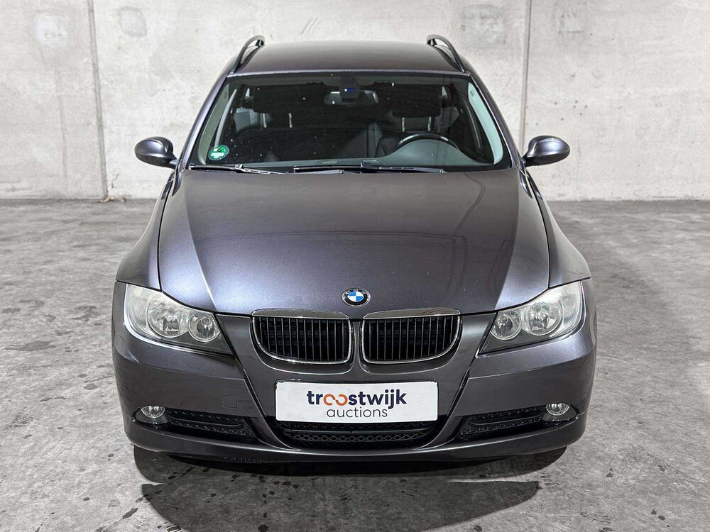 BMW 318i Touring High Executive 3-serie 141pk 2008, 22-HNJ-3 youngtimer