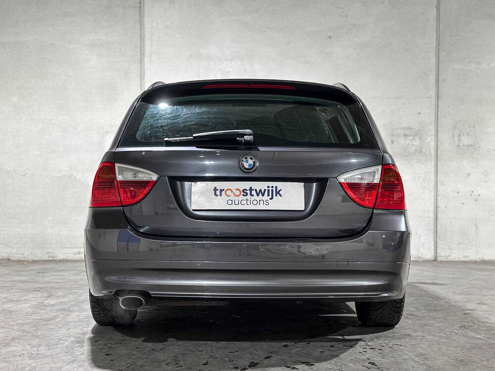 BMW 318i Touring High Executive 3-serie 141pk 2008, 22-HNJ-3 youngtimer